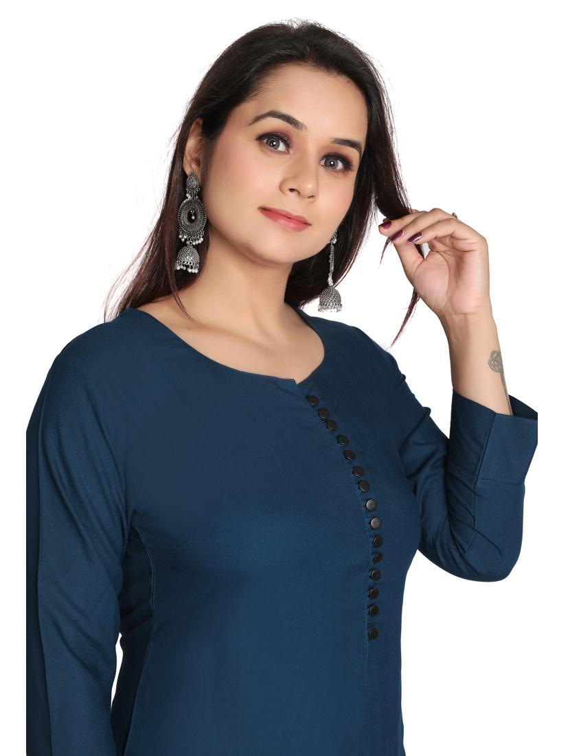 solid straight long kurta - 19919859 - Standard Image - 4