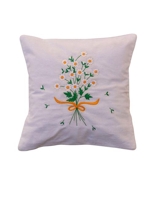 summer daisies cushion cover - 19925010 - Standard Image - 0