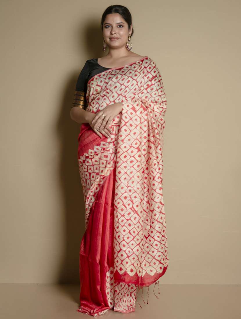 women's geometric coral colored saree with blouse
