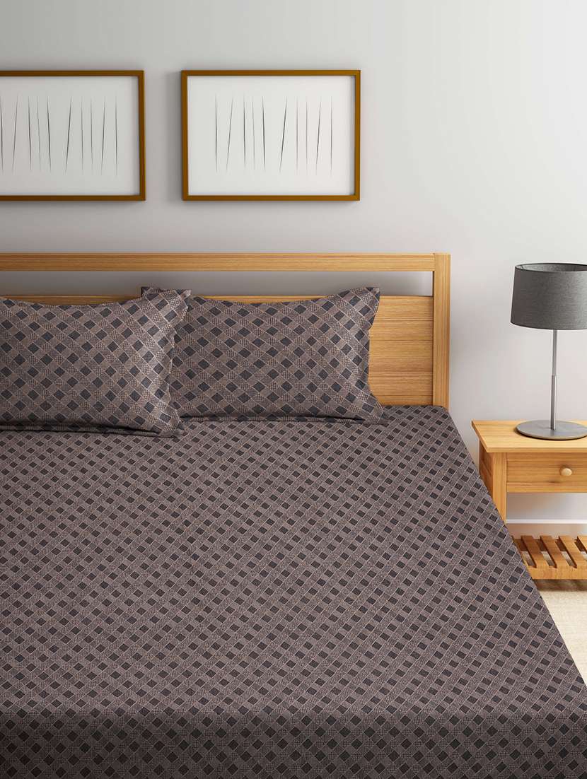 fabinaliv multicolor geometric 100% cotton handwoven king size double bedcover with 2 pillow covers