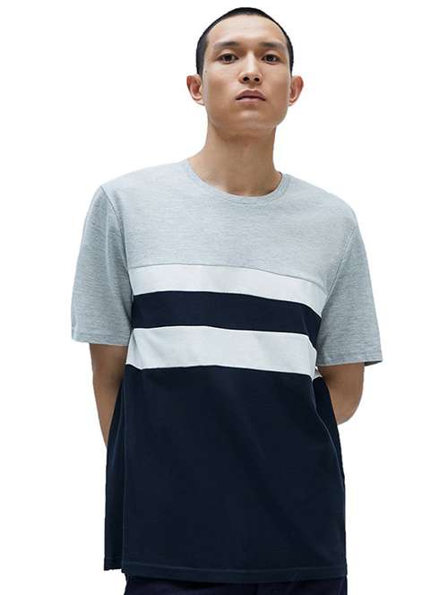 round neck color block regular t-shirt - 19938414 -  Standard Image - 0