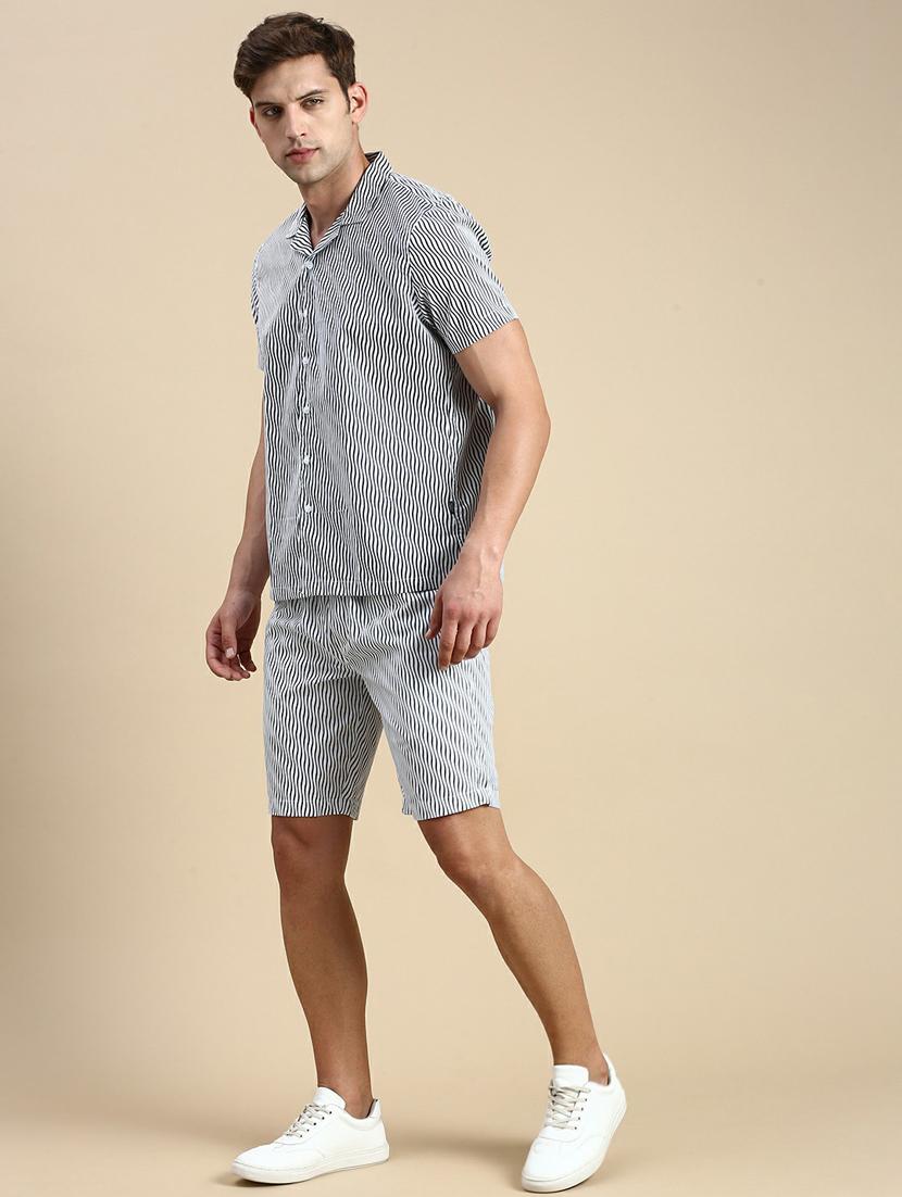 men's printed shorts co ord set - 19944431 - Standard Image - 1