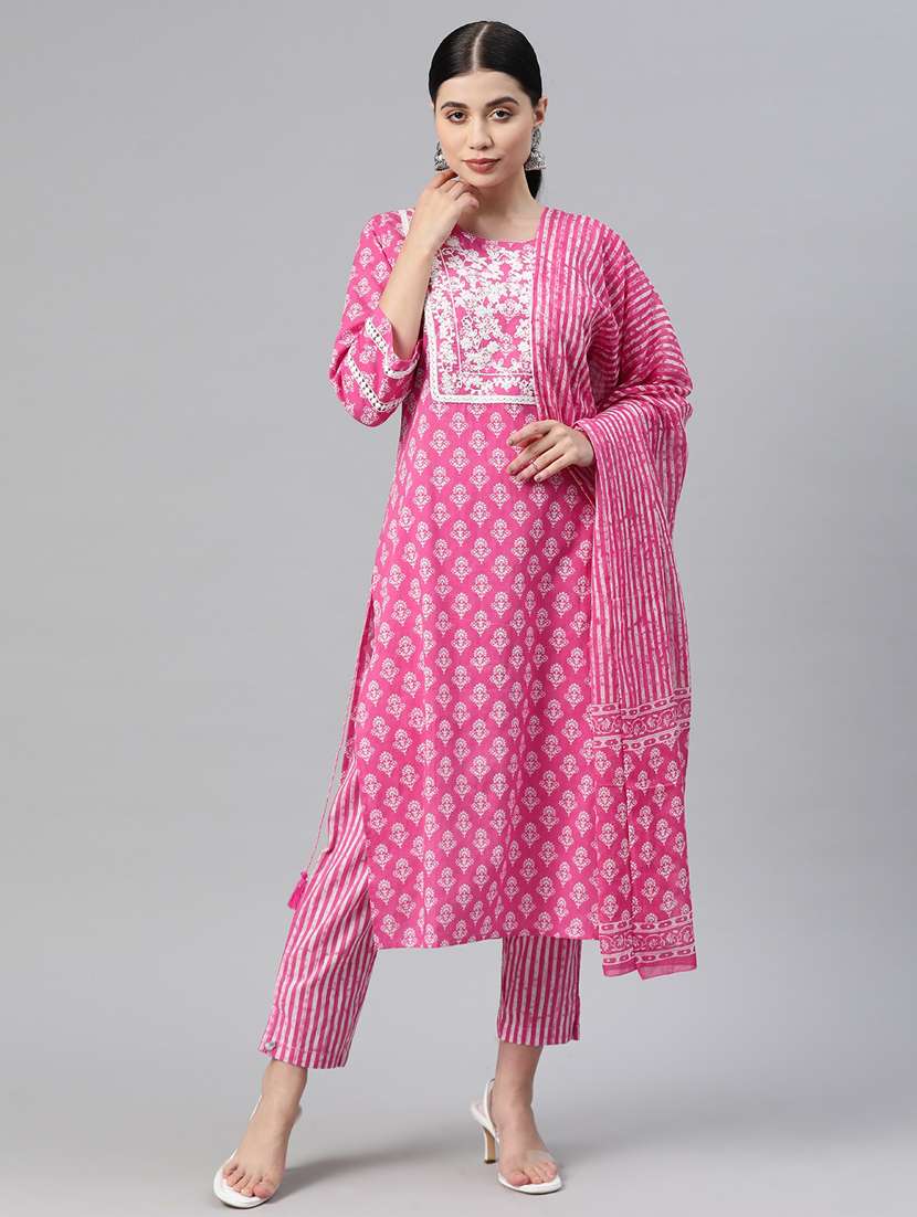 women three quarter sleeve kurta pant with dupatta set - 19944888 -  Standard Image - 1