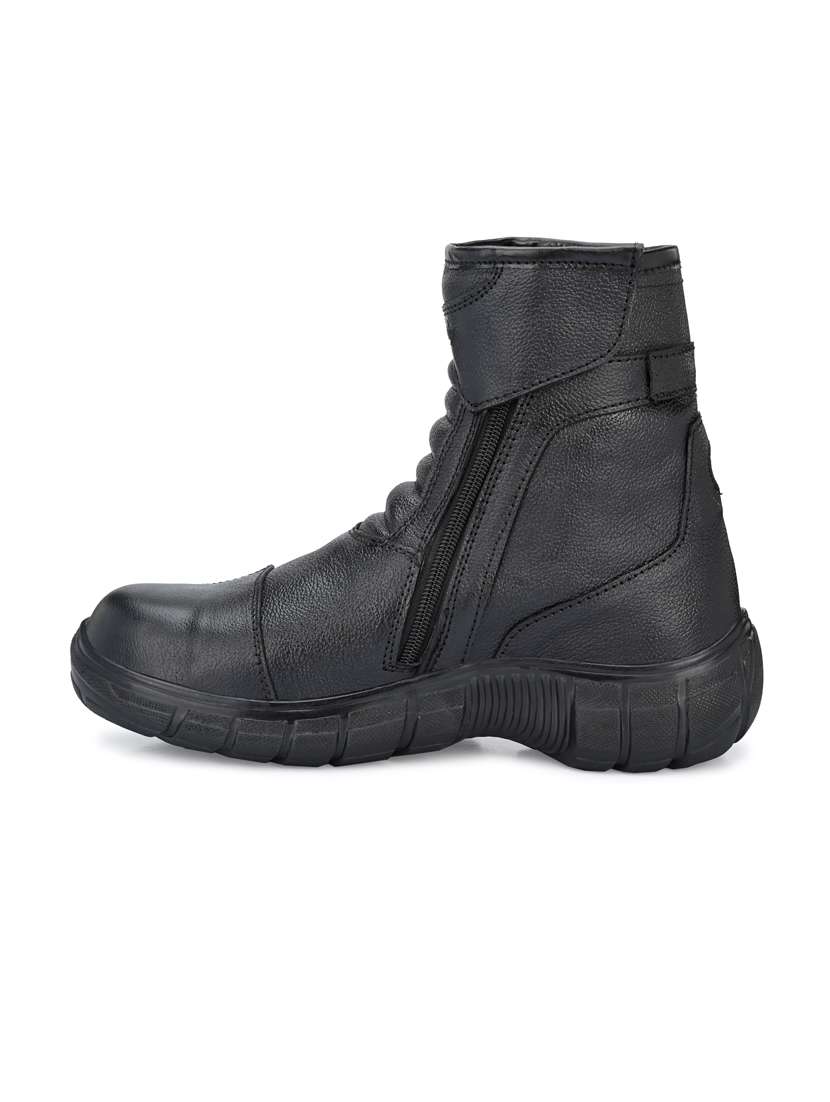 black leather hiking  boots - 19947321 -  Standard Image - 1