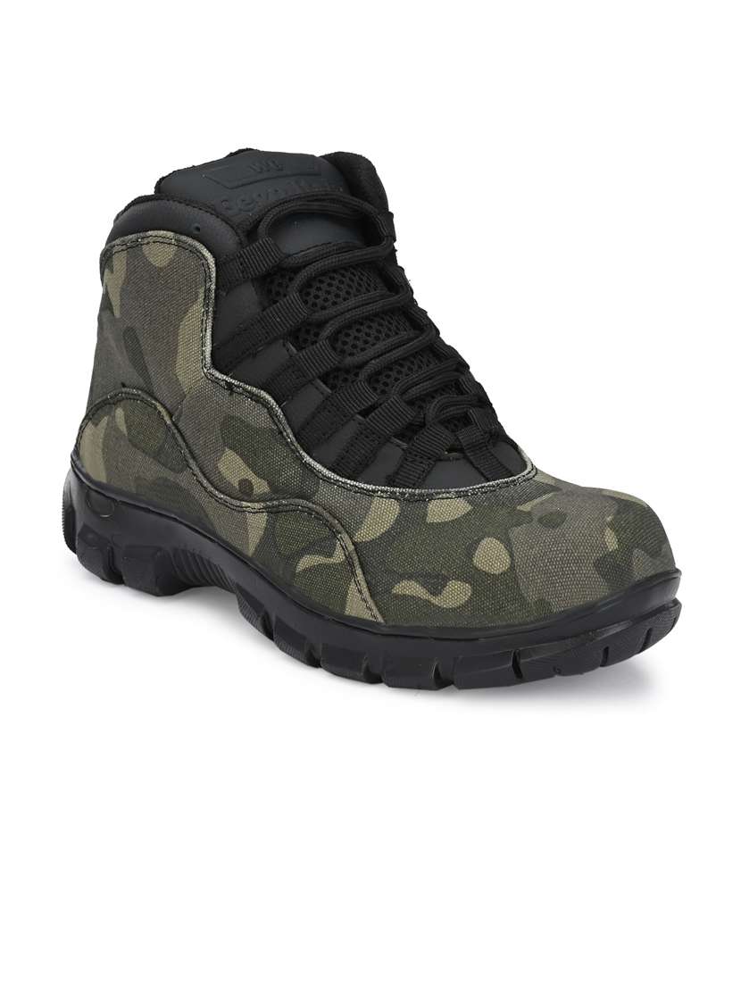 green camouflage print lace up low hikking boot