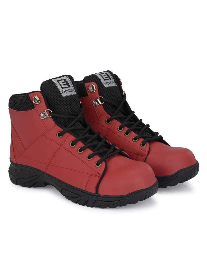 men lace up hiking boot - 19947452 -  Standard Image - 1