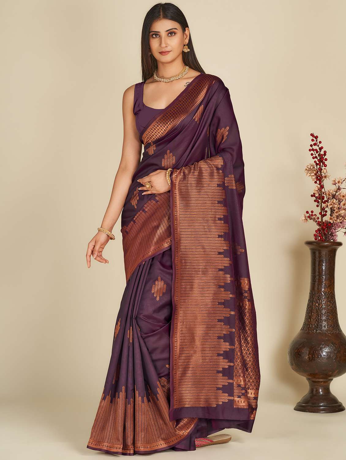 women's banarasi saree with blouse - 19947997 - Zoom Image - 0