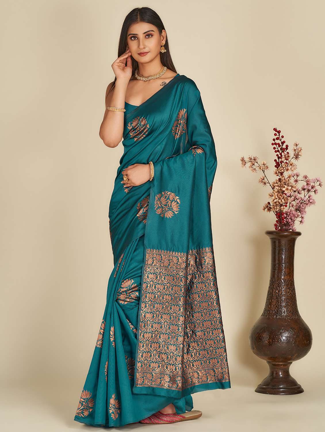 women's banarasi saree with blouse - 19947999 -  Zoom Image - 0