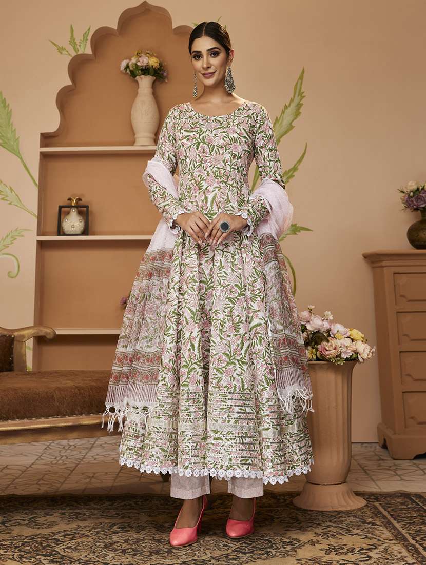 white floral printed kurta pant with dupatta set - 19948727 - Zoom Image - 0