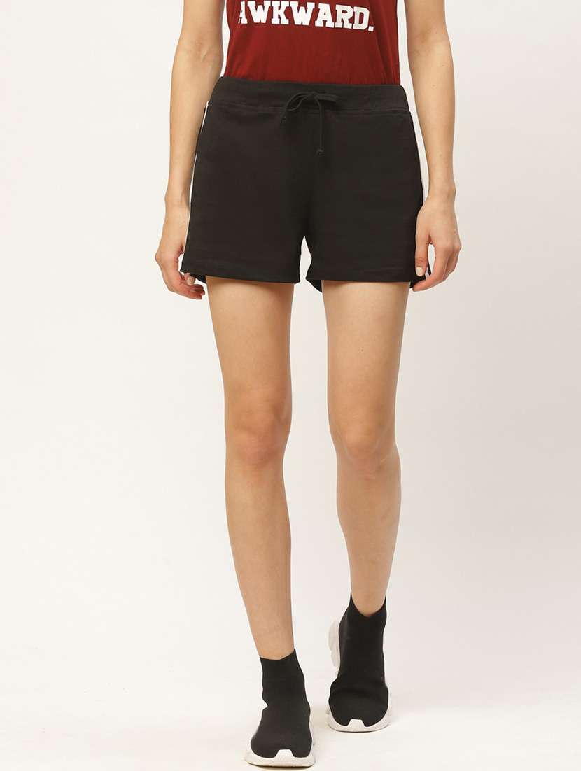 mid rise solid hotpants shorts