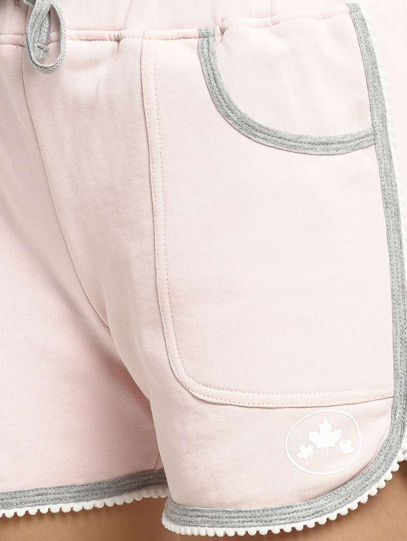 mid rise solid regular shorts - 19950707 -  Standard Image - 4