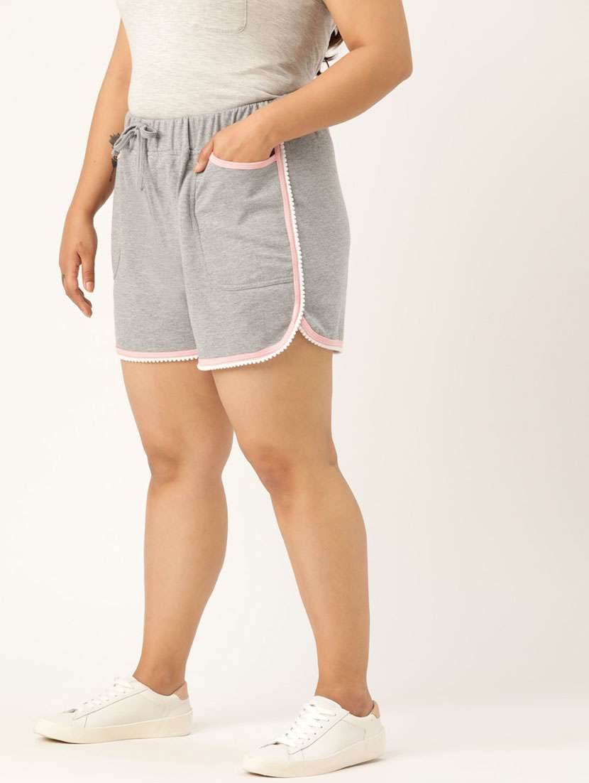 mid rise solid regular shorts - 19950717 -  Standard Image - 1