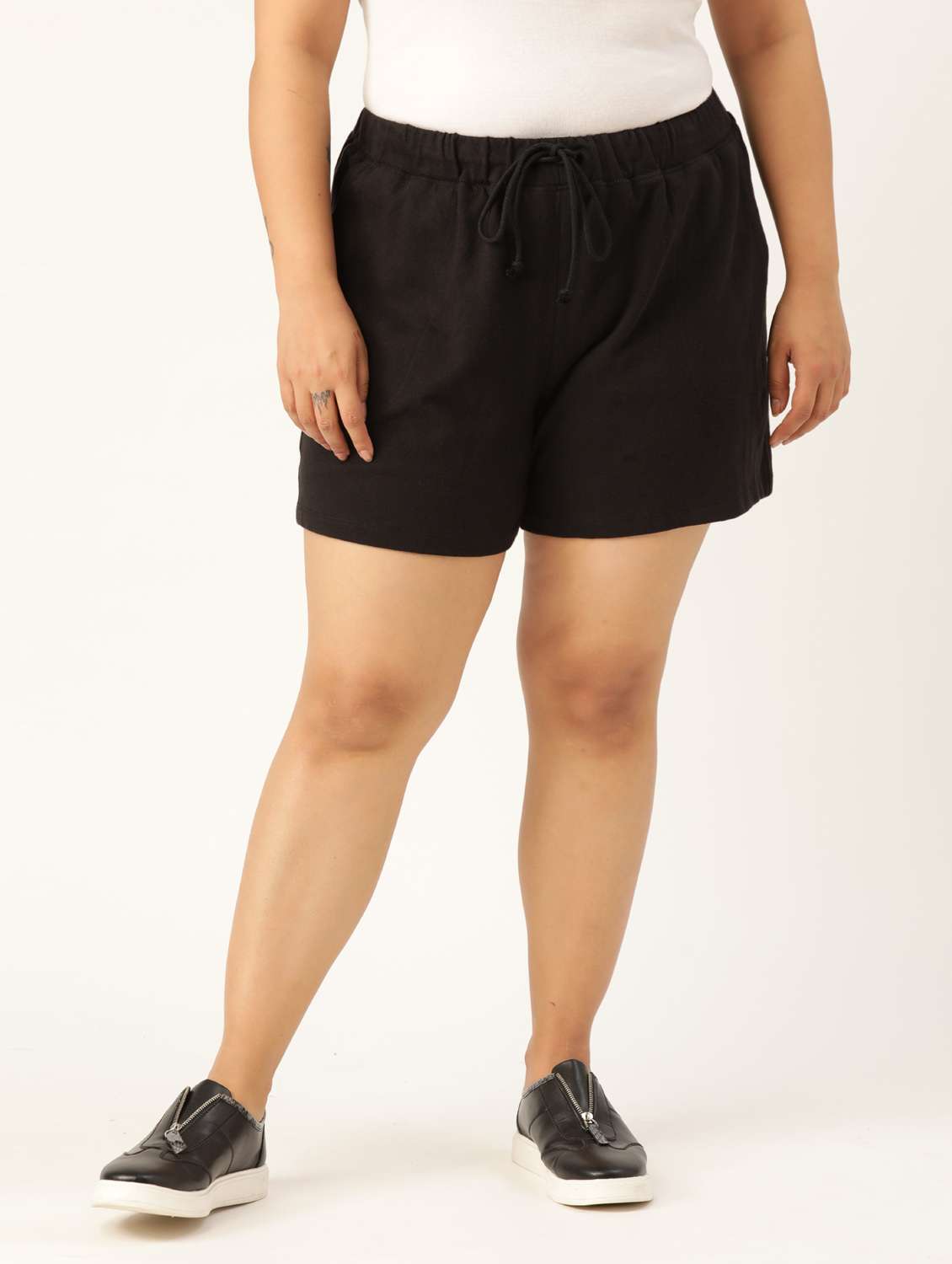mid rise solid regular shorts