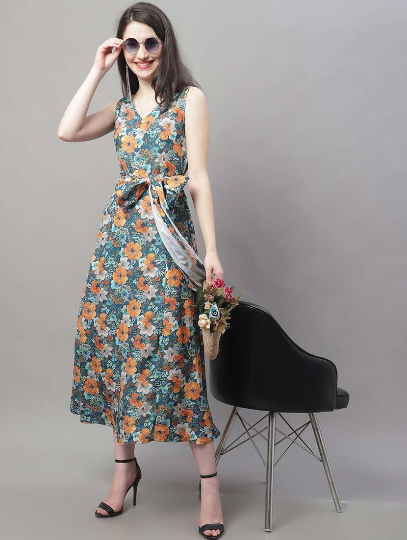 women's fit & flare floral dress - 19950825 - Standard Image - 4