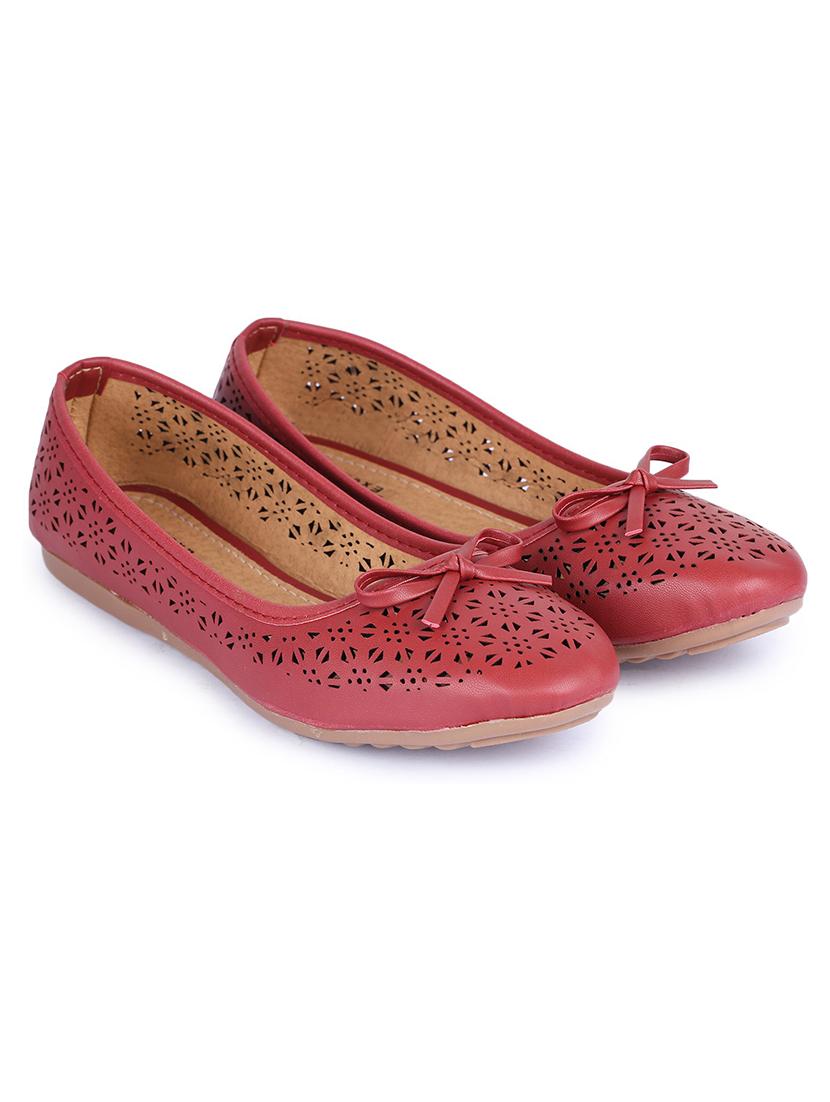 cutwork slip on ballerina - 19954759 -  Standard Image - 1