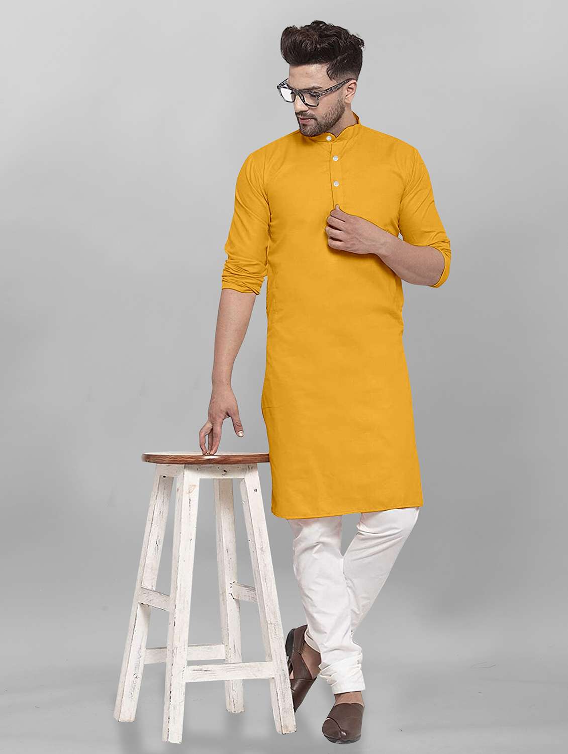 men mandarin neck solid kurta pyjama set 