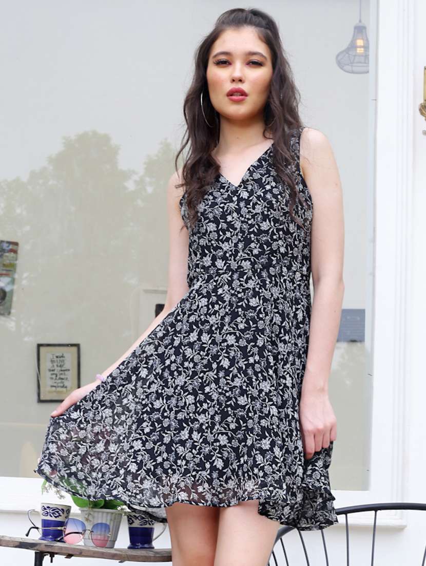 women's fit & flare floral dress