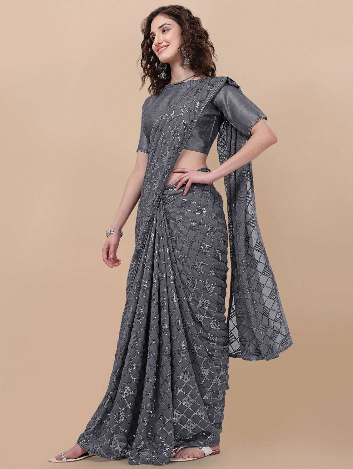 women's embellished saree - 19963402 -  Standard Image - 1