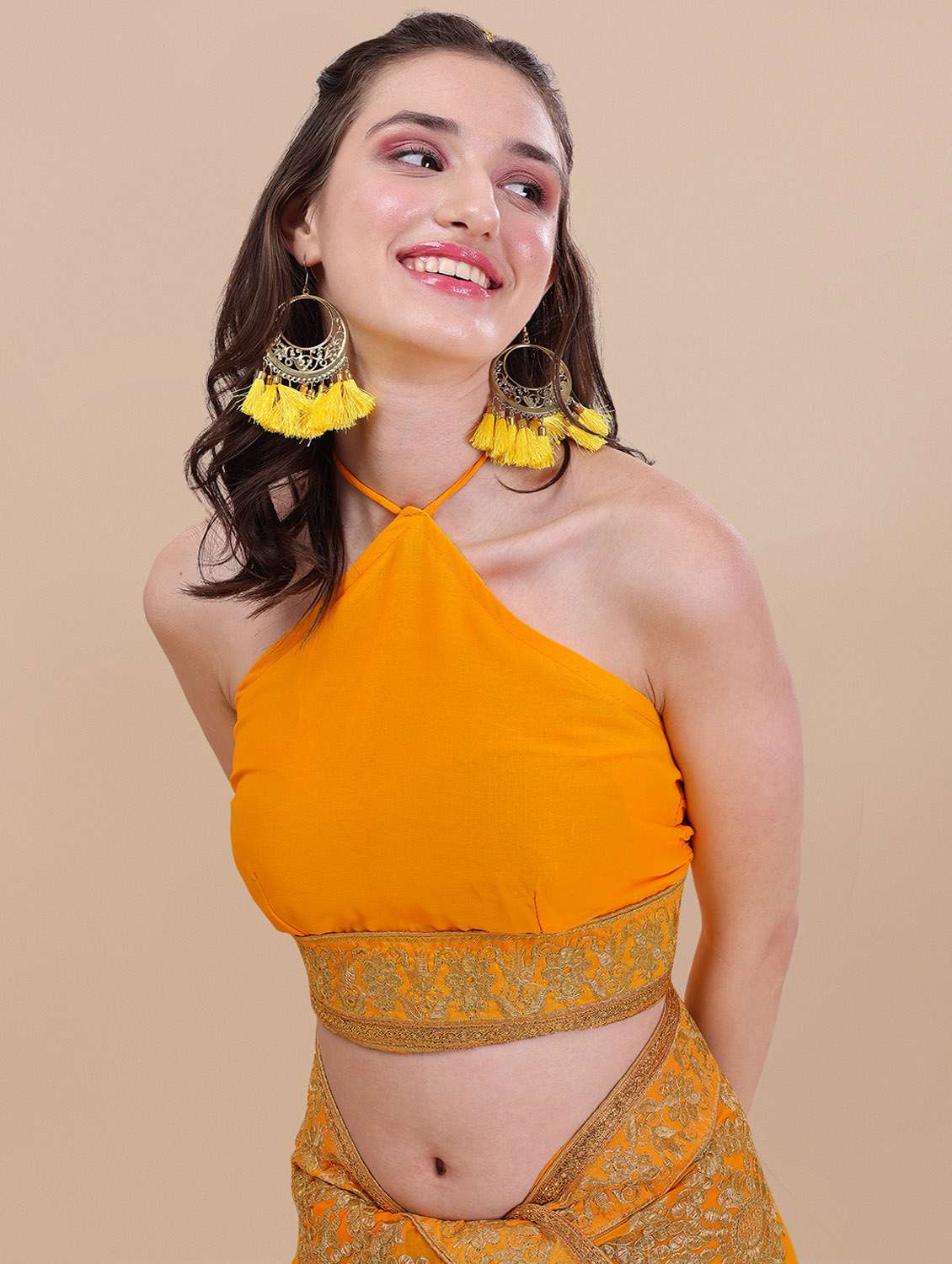 women's embroidered saree - 19963481 - Standard Image - 4