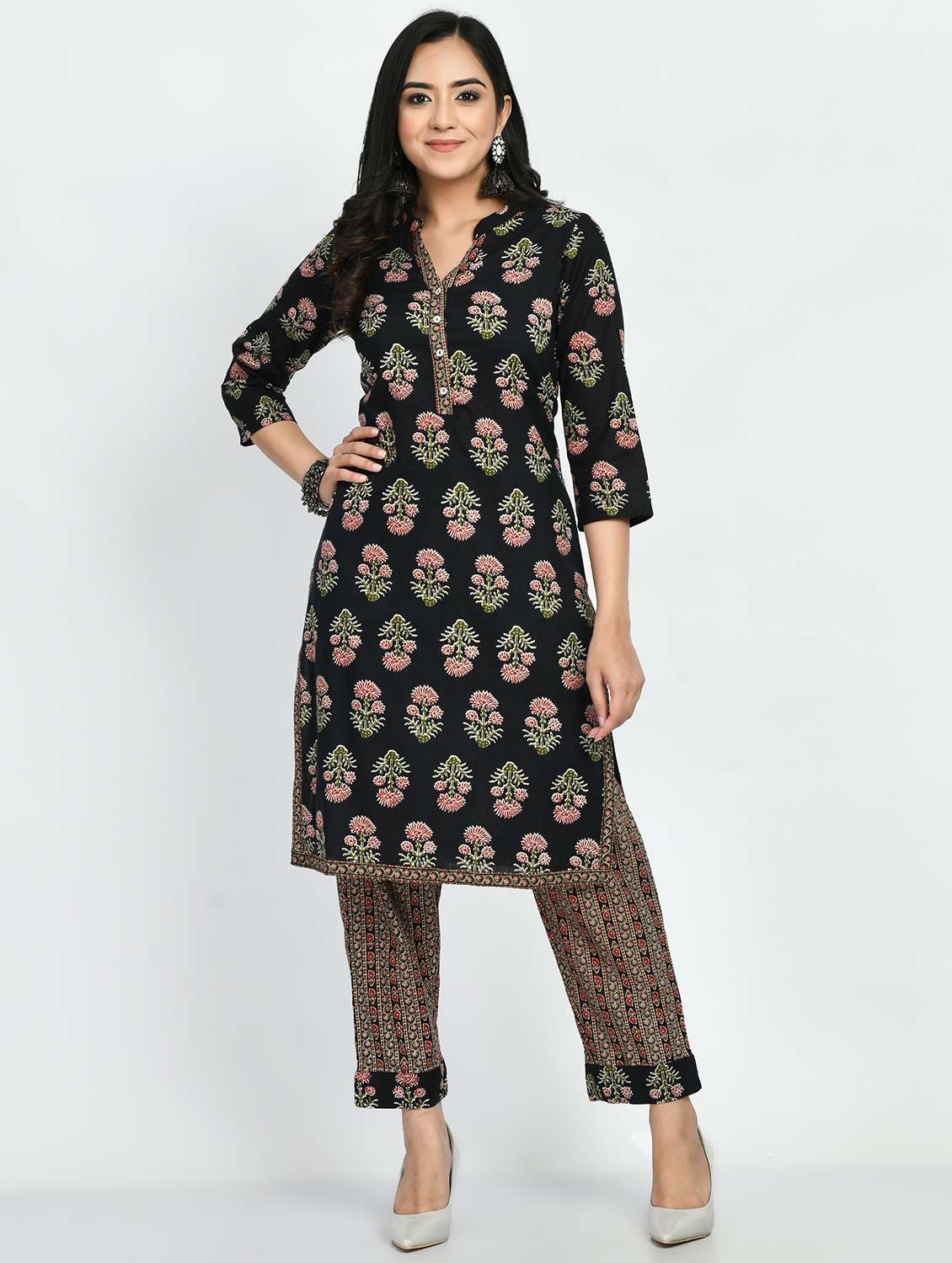women black block print kurta pant set