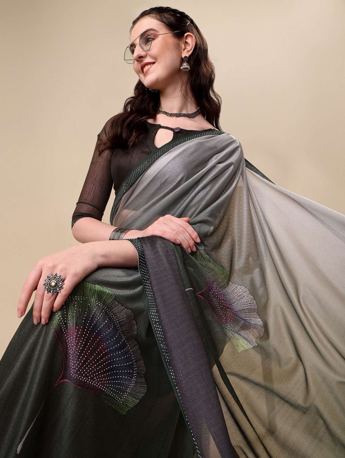 women's floral black colored saree - 19968001 -  Standard Image - 1