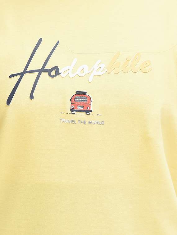 round neck printed regular tee - 19975785 -  Standard Image - 4