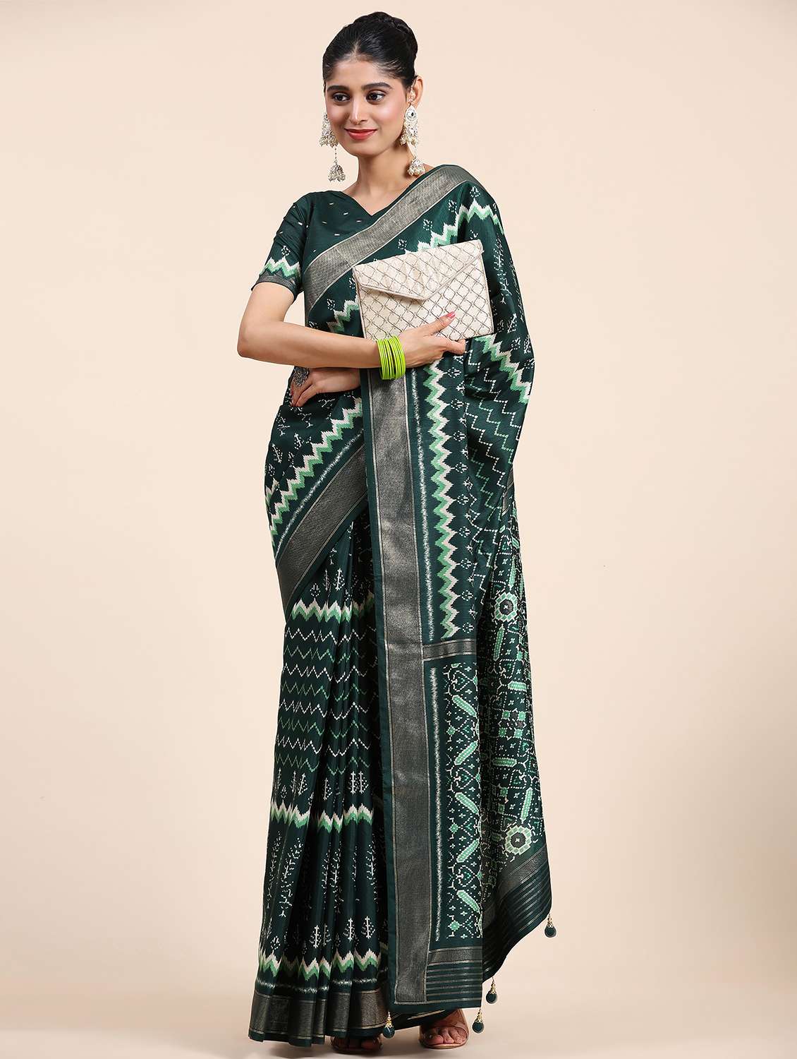 women's self design dark green colored saree with blouse - 20007393 -  Standard Image - 1