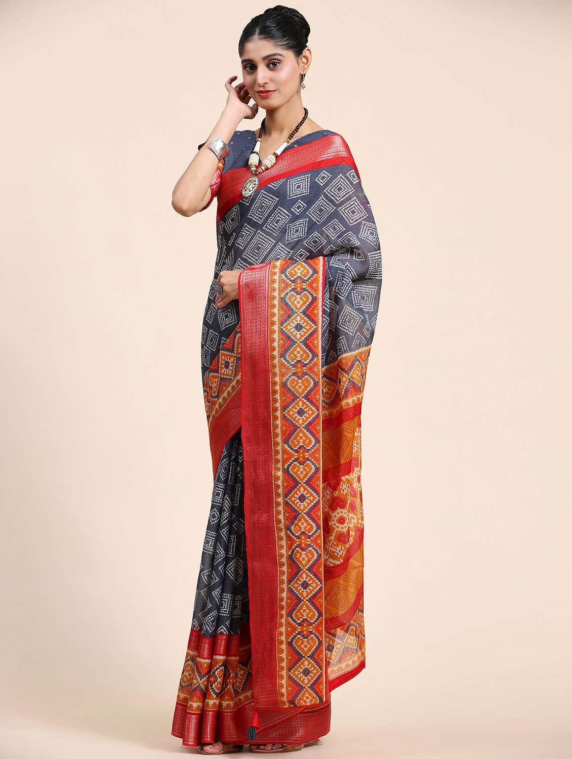 women's self design navy blue colored saree with blouse - 20007405 -  Standard Image - 1