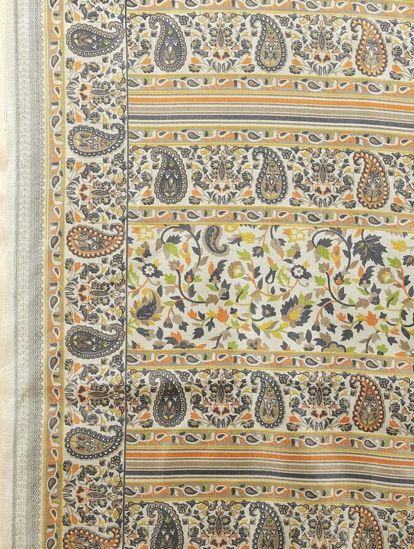 off-white printed saree with blouse - 20008318 - Standard Image - 4