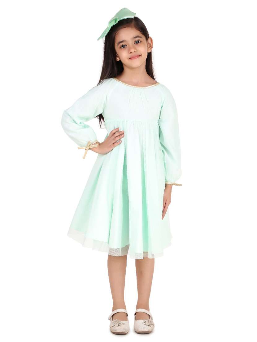 girls round neck long sleeves frock