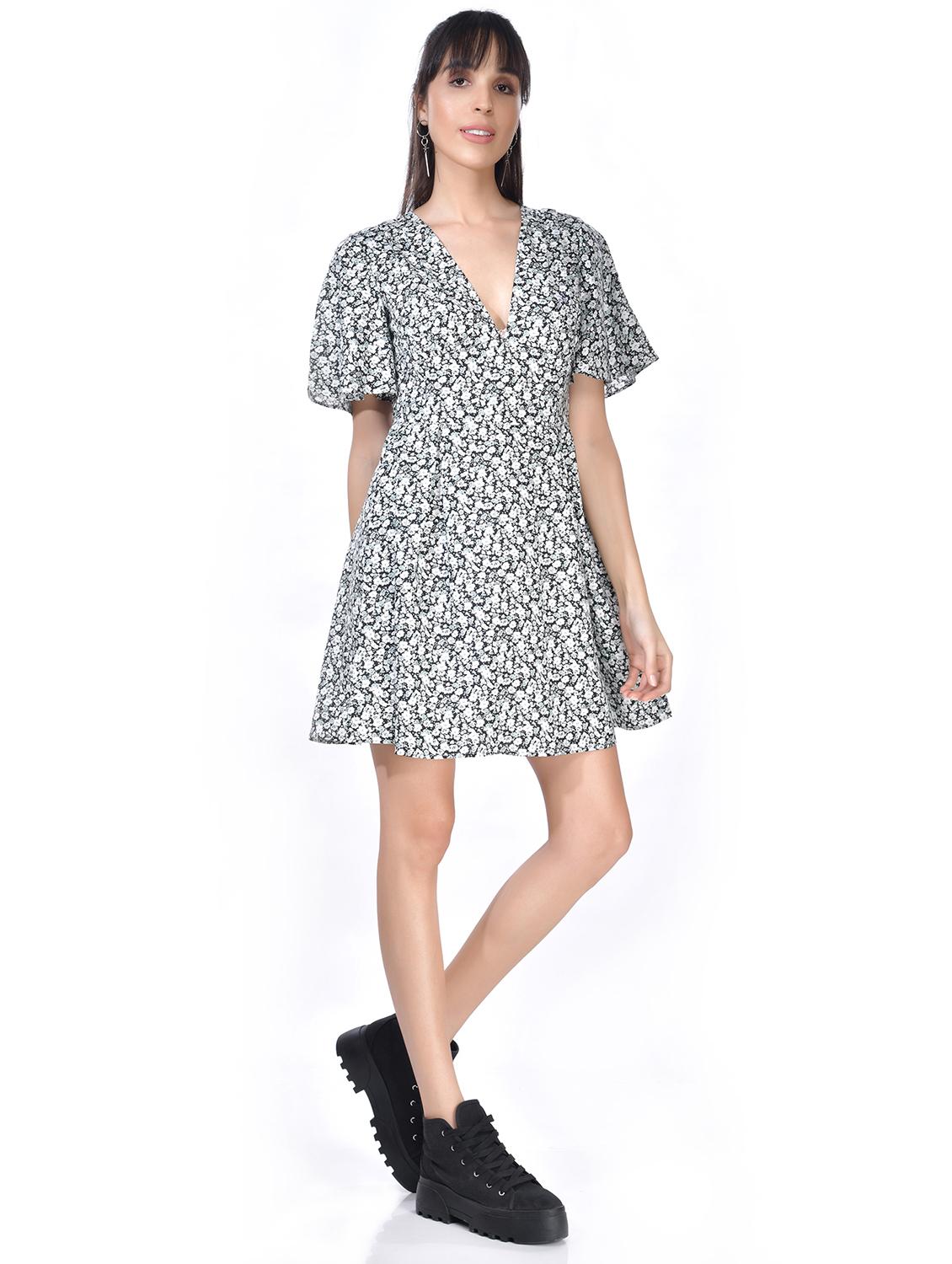 v-neck printed mini dress - 20017678 - Standard Image - 1