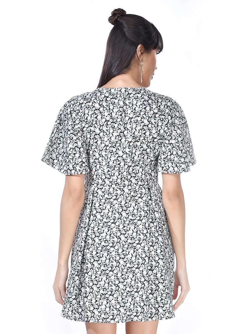 v-neck printed mini dress - 20017678 - Standard Image - 4