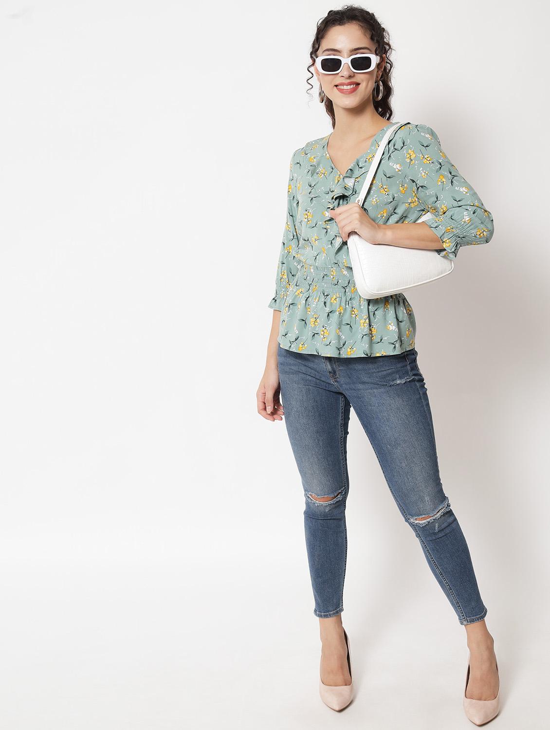 v-neck printed regular top - 20017801 - Standard Image - 4