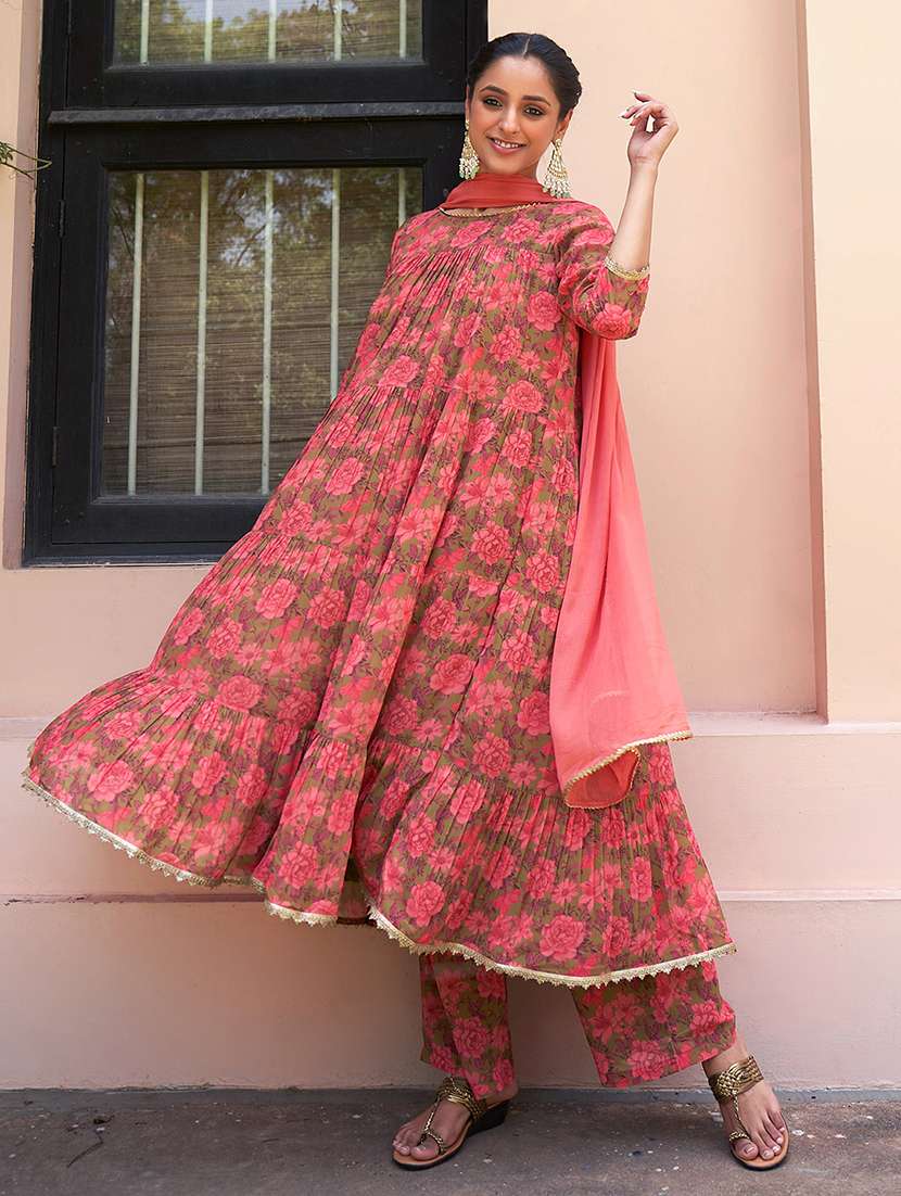 women pink floral kurta palazzo set with dupatta - 20018577 -  Standard Image - 1