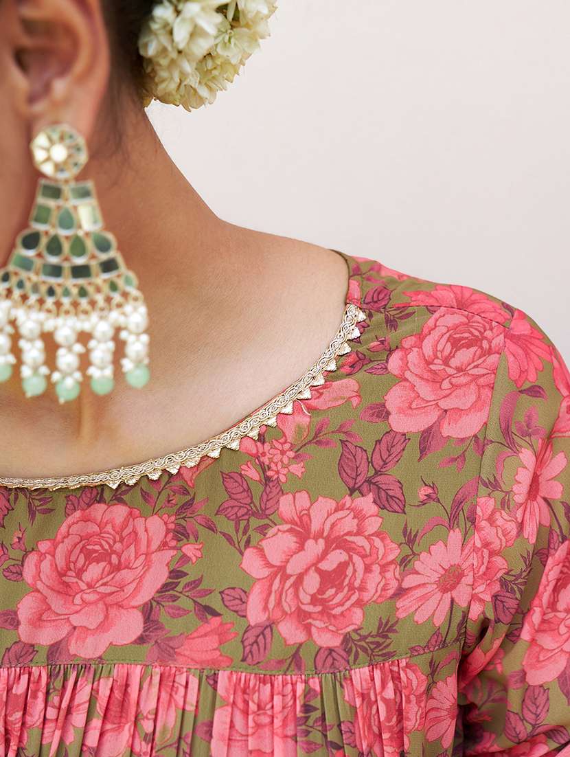 women pink floral kurta palazzo set with dupatta - 20018577 -  Standard Image - 4