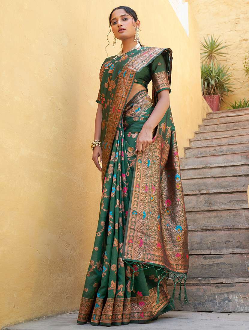 women's banarasi saree