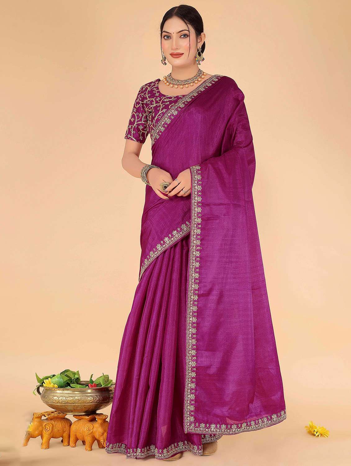 solid bordered saree with blouse - 20019311 -  Zoom Image - 0