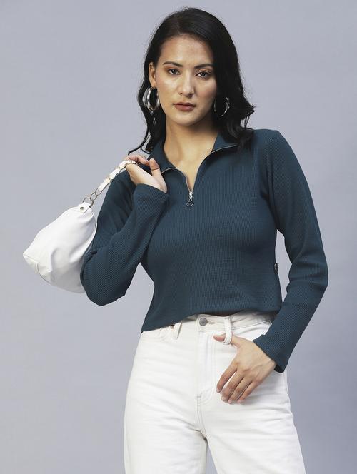 women's crop collared top - 20022903 - Standard Image - 0