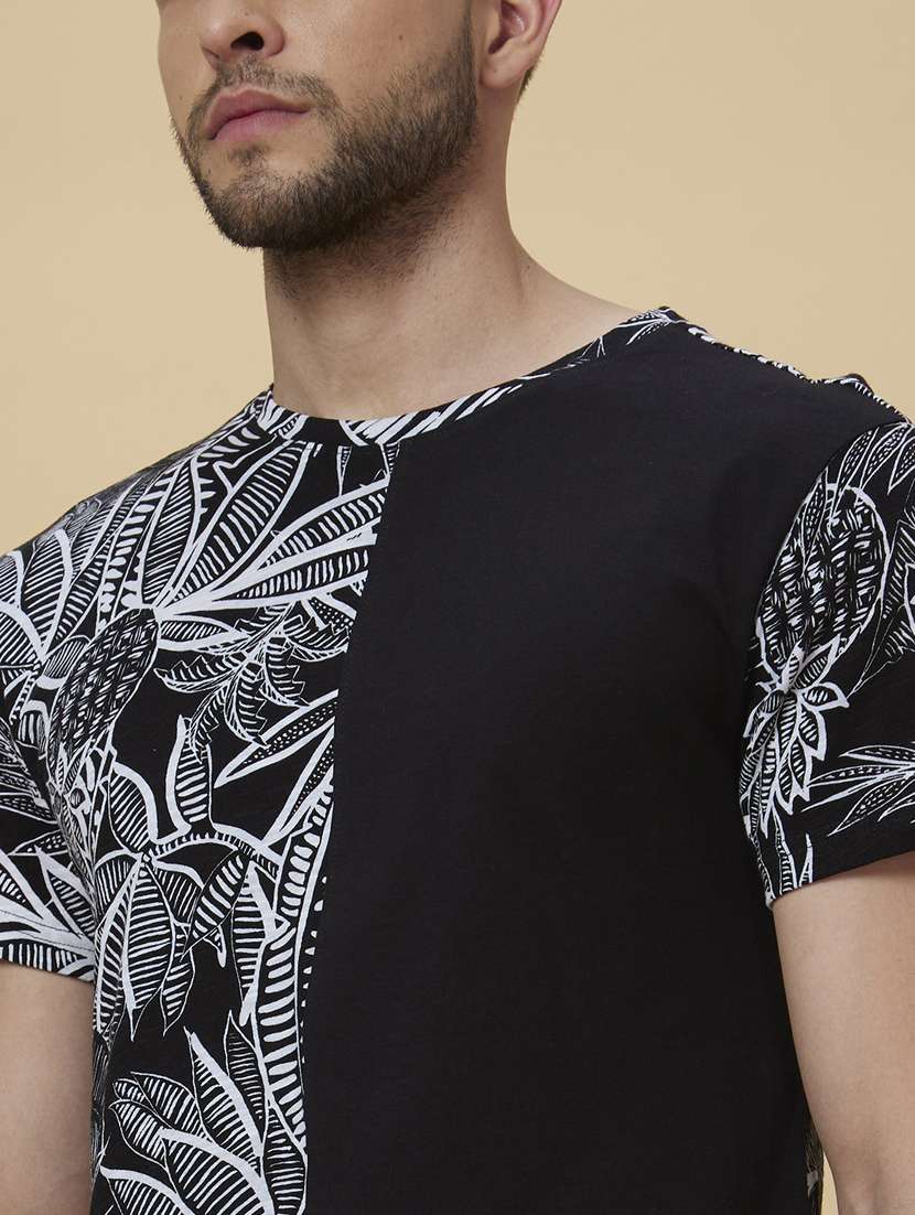 men round neck tropical printed t-shirt - 20023054 -  Standard Image - 4