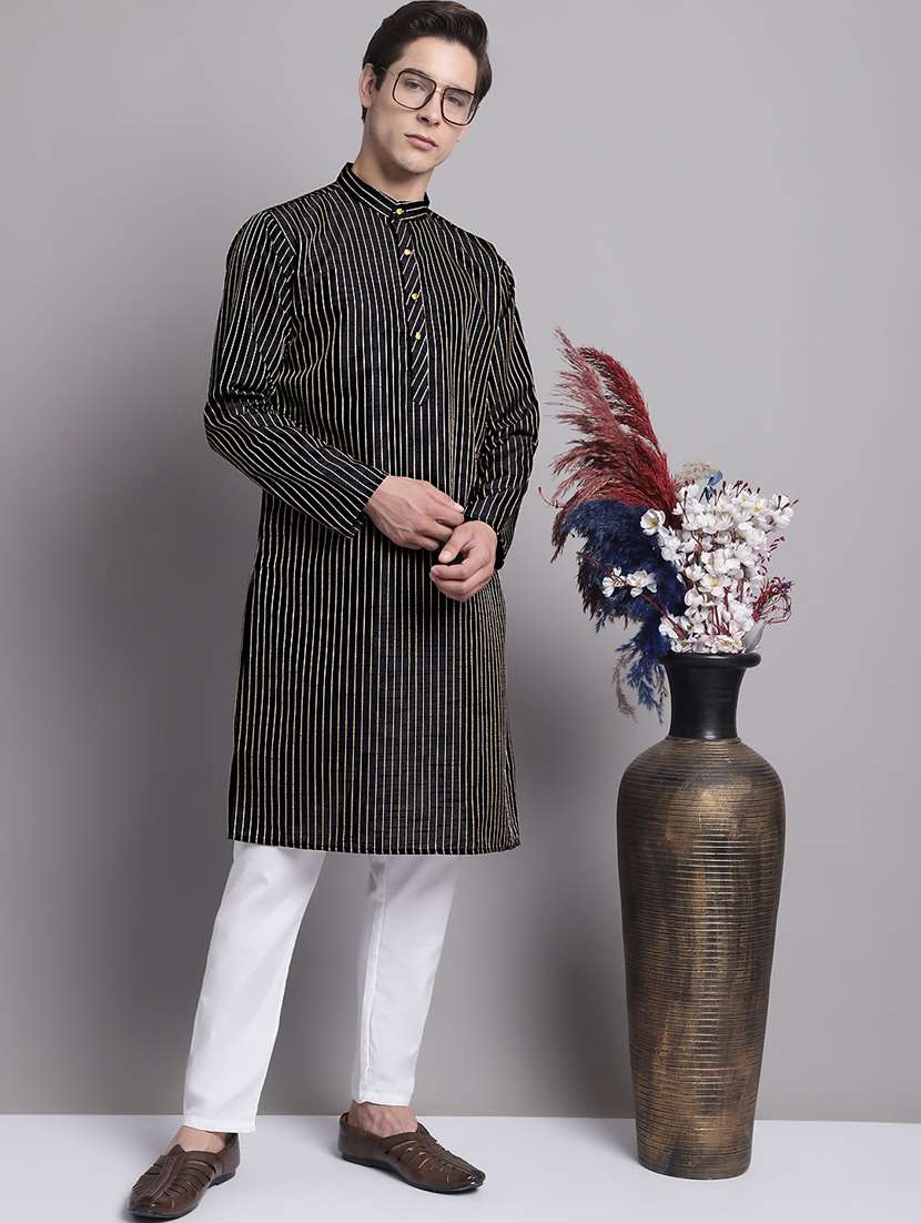 black silk blend long kurta - 20038867 -  Standard Image - 4