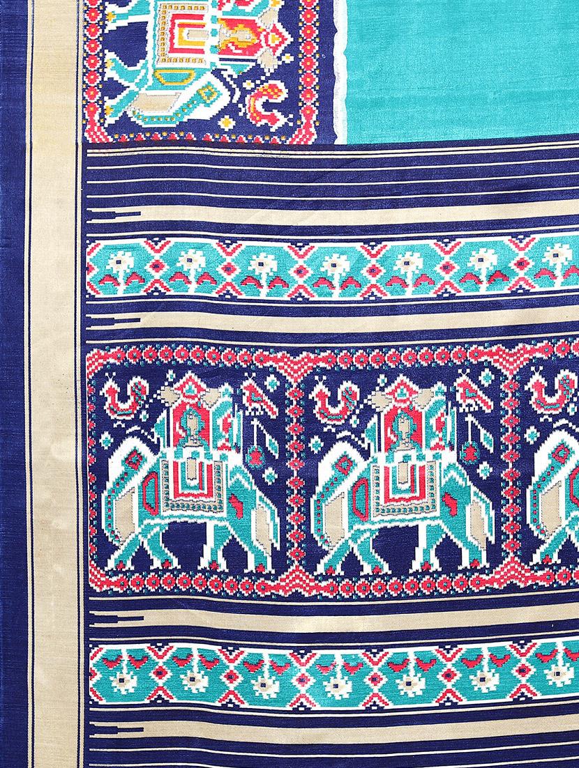 blue silk blend patola saree with blouse - 20039578 - Standard Image - 4