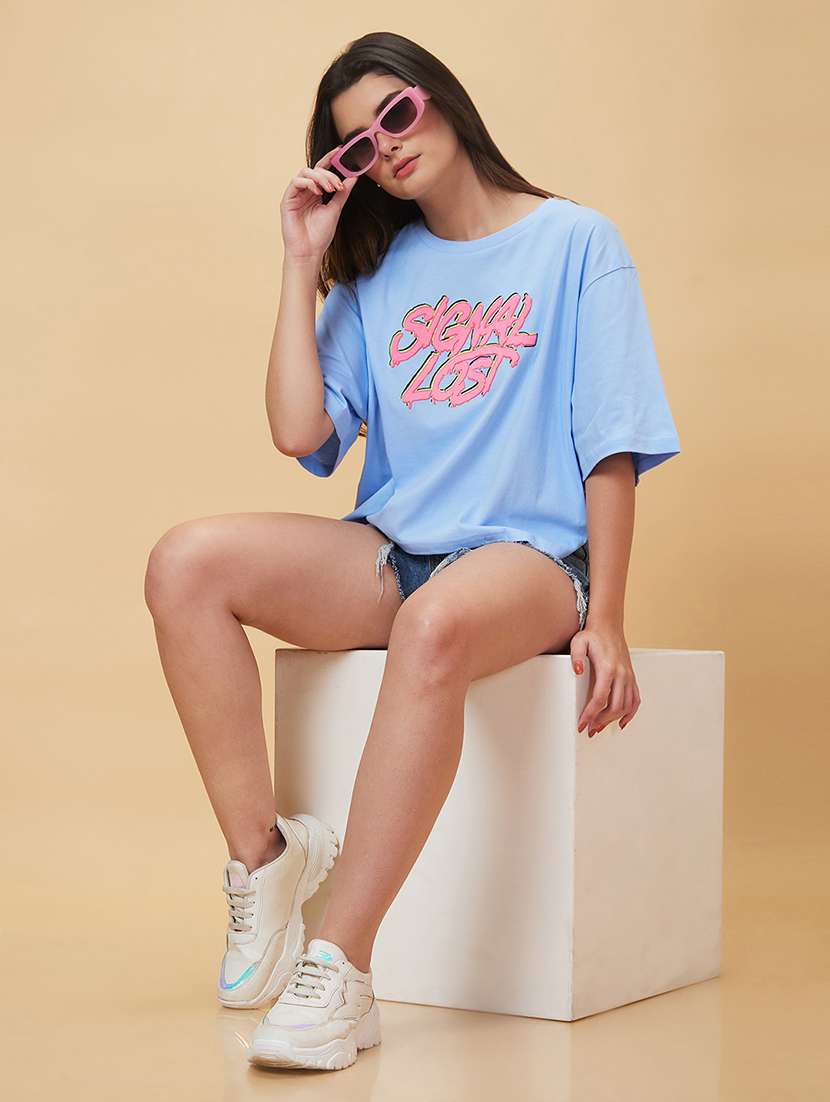 women light blue cotton chest print t-shirt - 20056403 -  Standard Image - 4