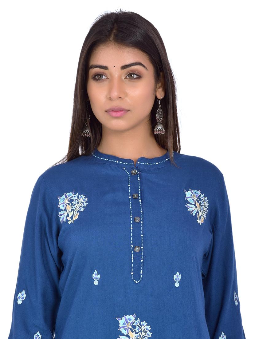 mandarin neck kurta palazzo set - 20078351 - Standard Image - 4
