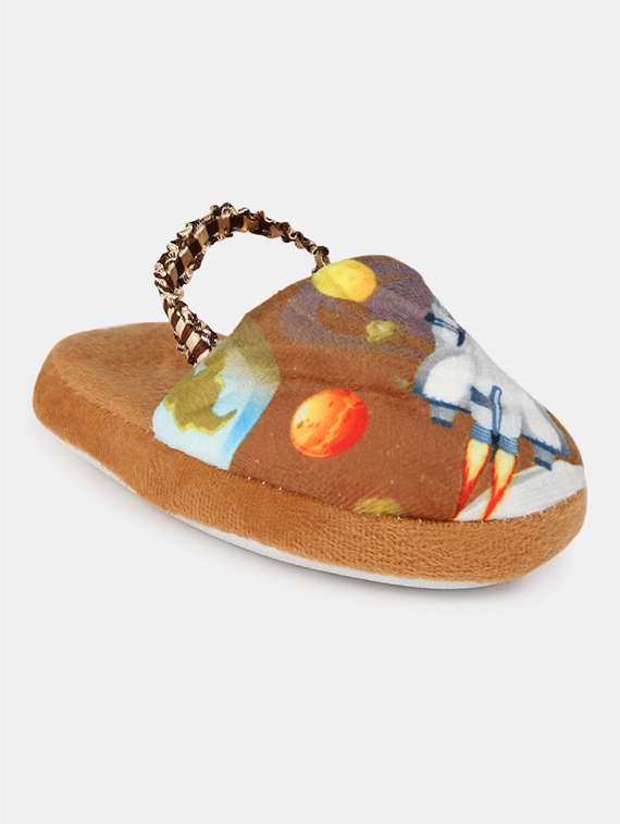 brown fabric flip flop