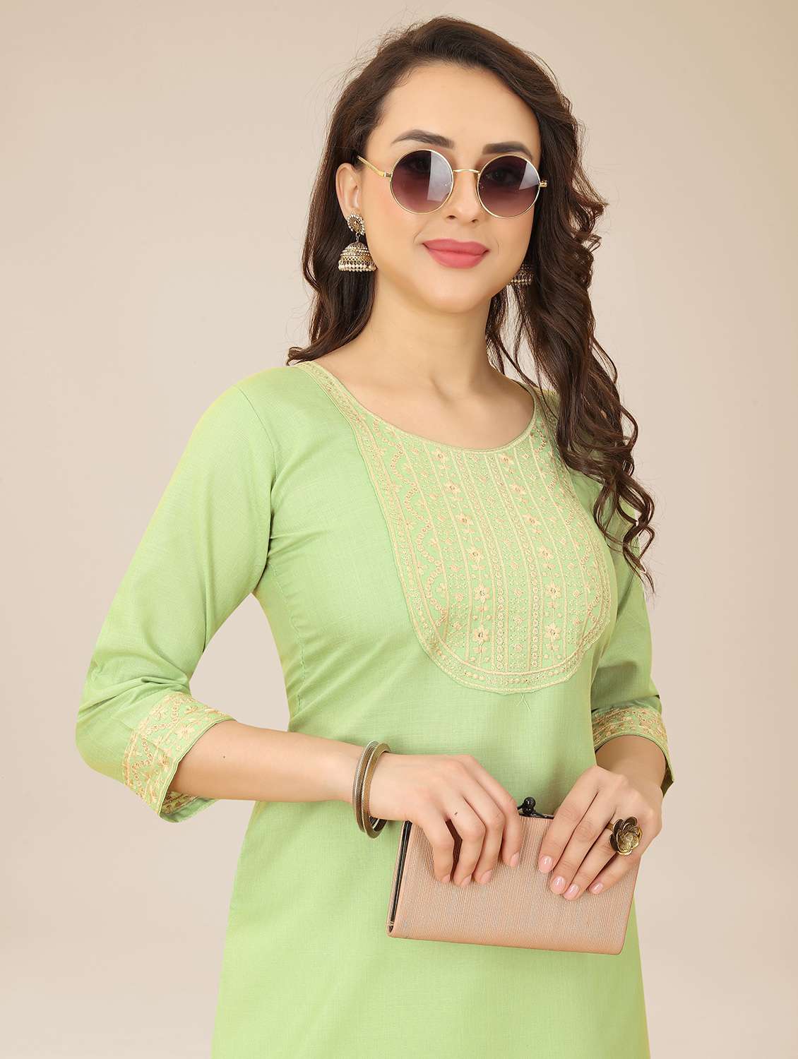 women's straight kurta - 20098429 -  Standard Image - 4