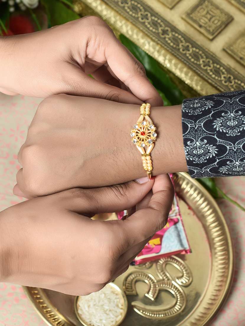 3 rakhi rakshabandhan set combo for bhaiya bhabhi brother bhai (pack of 3) - 20101981 -  Standard Image - 1