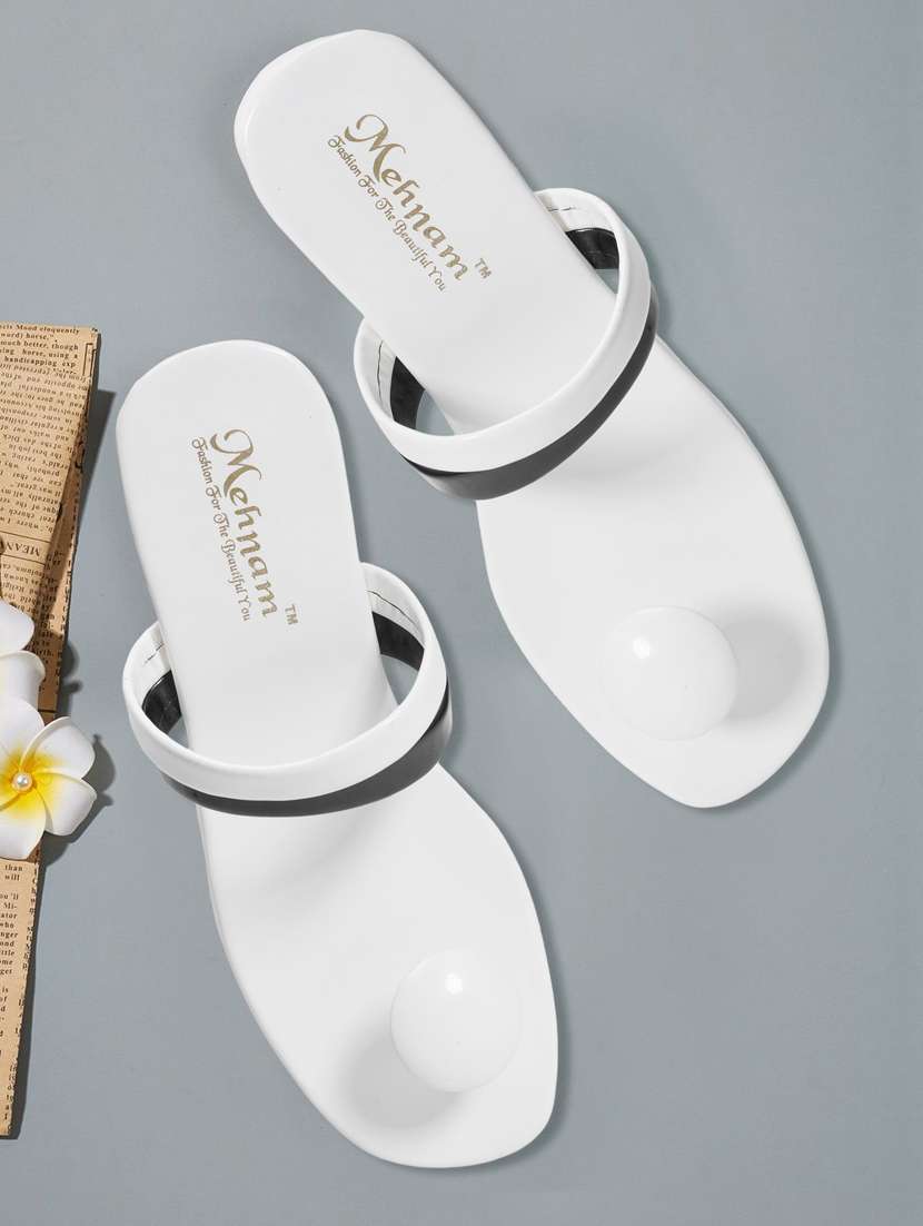 white one toe flats - 20118404 -  Standard Image - 4