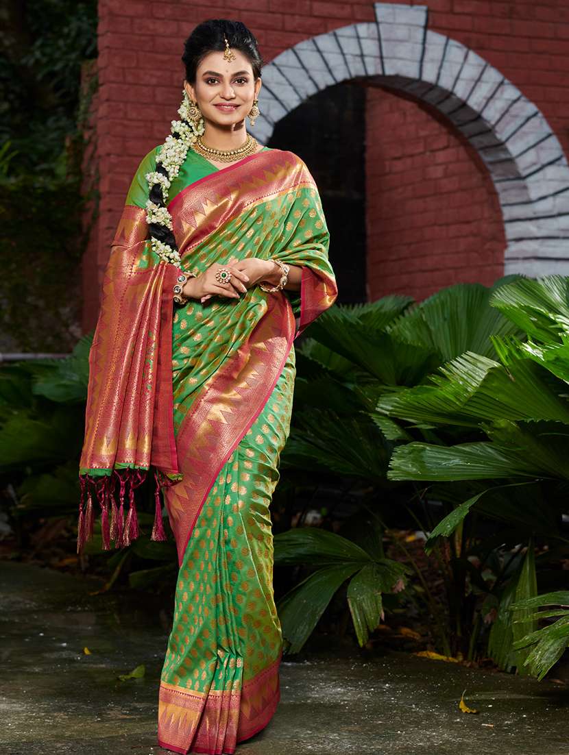 women's self design green colored saree with blouse - 20122176 - Zoom Image - 0
