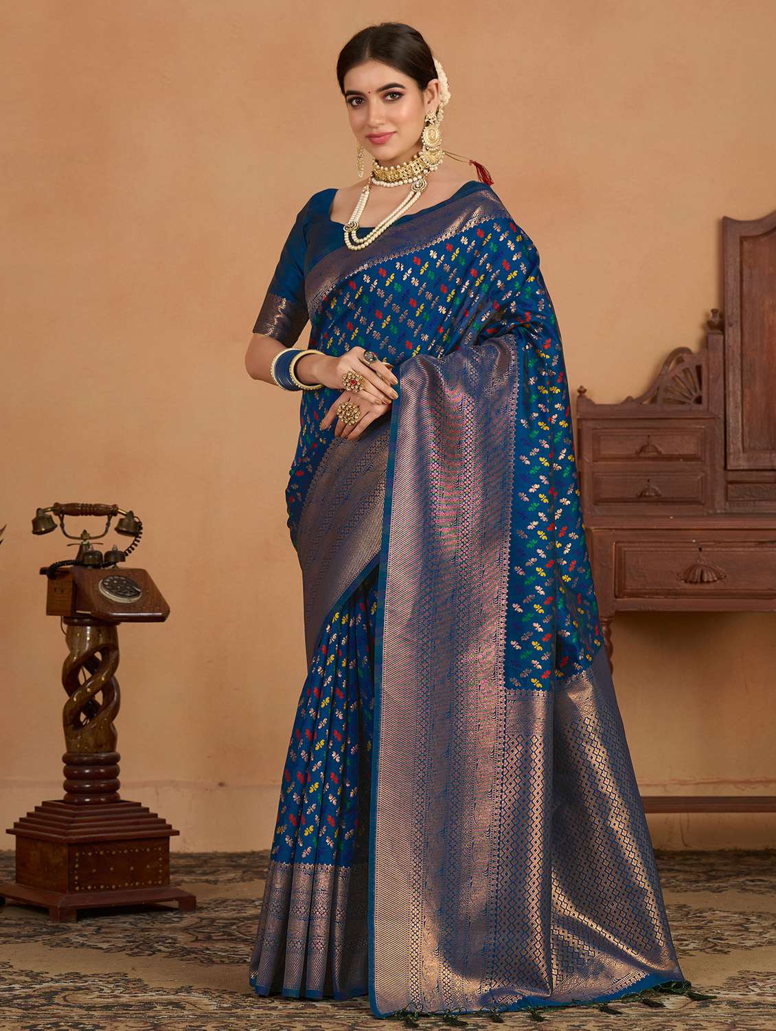 women's banarasi saree with blouse