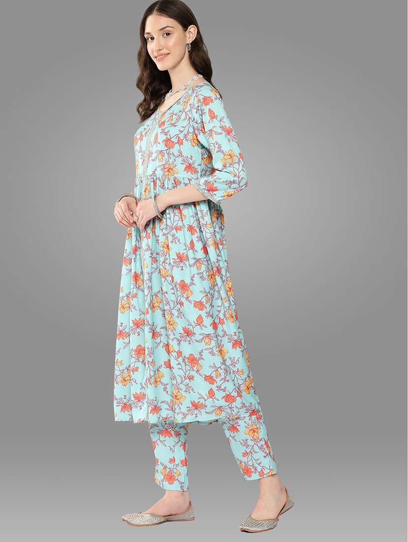 women three quarter sleeve kurta pant with dupatta set - 20132790 -  Standard Image - 1